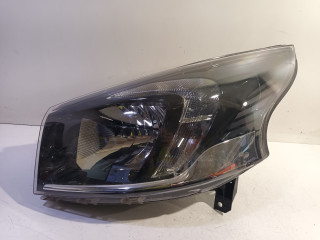 Left headlight Vauxhall / Opel Vivaro (2016 - 2019) Van 1.6 CDTi BiTurbo 125 (R9M-452(R9M-D4))