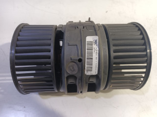 Heater fan motor Vauxhall / Opel Vivaro (2016 - 2019) Van 1.6 CDTi BiTurbo 125 (R9M-452(R9M-D4))