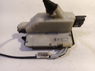 Locking mechanism door electric central locking rear right Peugeot 2008 (CU) (2015 - 2019) MPV 1.2 12V e-THP PureTech 110 (EB2DT(HNZ))